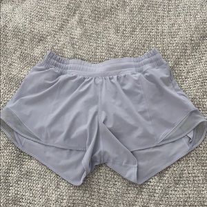 Lululemon Hotty Hot Short II Long 4” Shorts